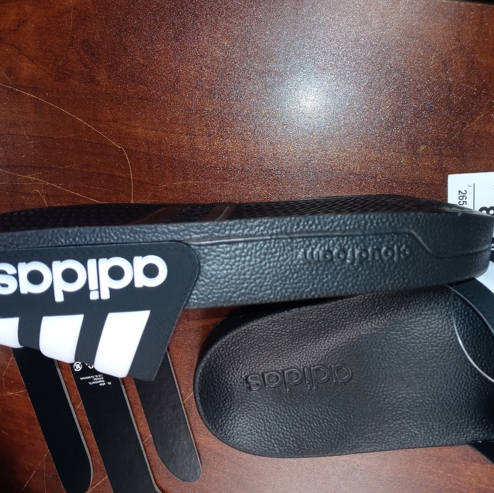 Adidas slides - Picture 6 of 6